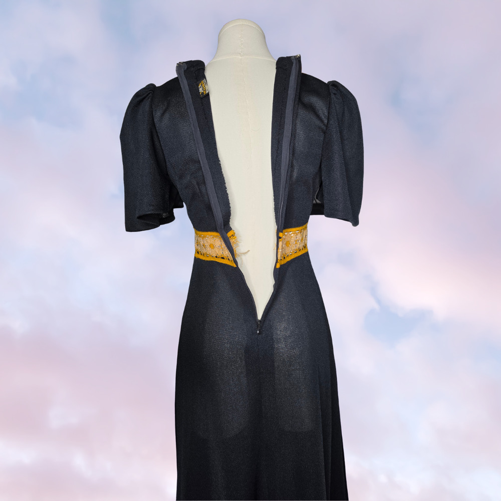 Vtg 60s Mona Black Yellow Crochet Cottage Mod Retro Empire Waist Dress Sz XS - Picture 5 of 6